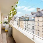 Awesome Apartment In Paris With Wifi