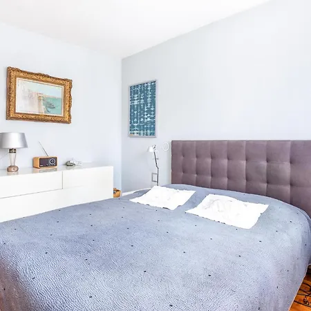 Awesome In With Wifi Apartment